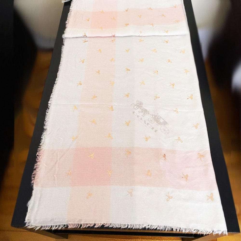 NWT Coach Women's Scarf Gray, Pink, Gold color